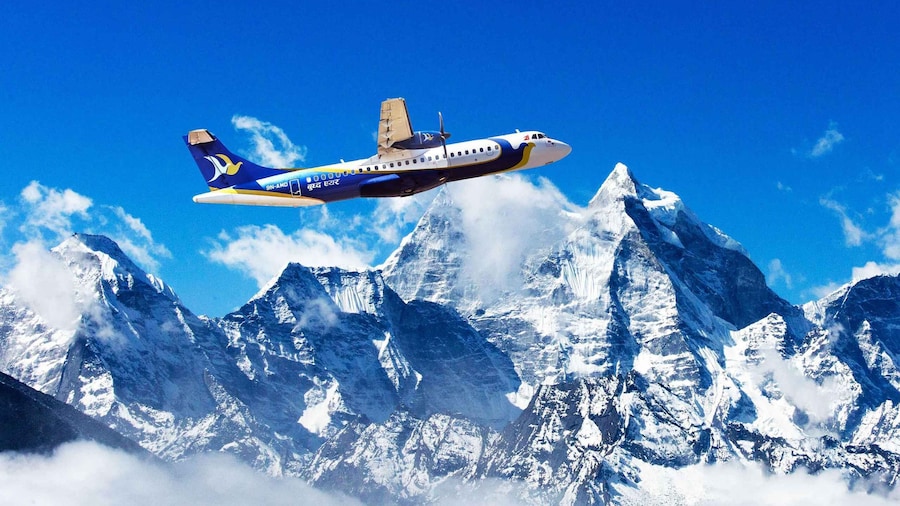 Kathmandu: Everest Mountain Flight with Private Transfers