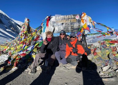 Annapurna Circuit Trek 10 วันจากกาฐมา ณ ฑุหรือโปขระ