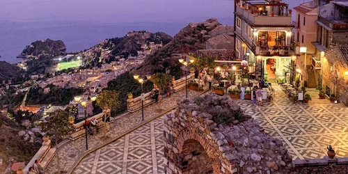Private Tour of Taormina and Castelmola from Messina