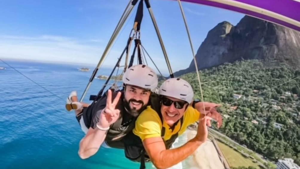 Rio de Janeiro: Hang Gliding Adventure