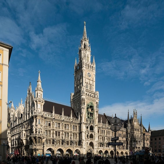 Picture 3 for Activity Munich: Law Library Guided Visit with Entry Tickets