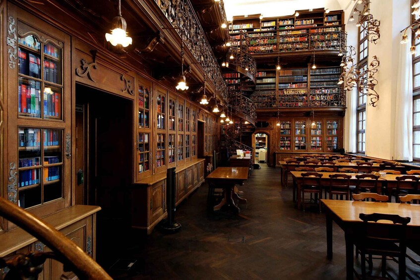 Picture 2 for Activity Munich: Law Library Guided Visit with Entry Tickets