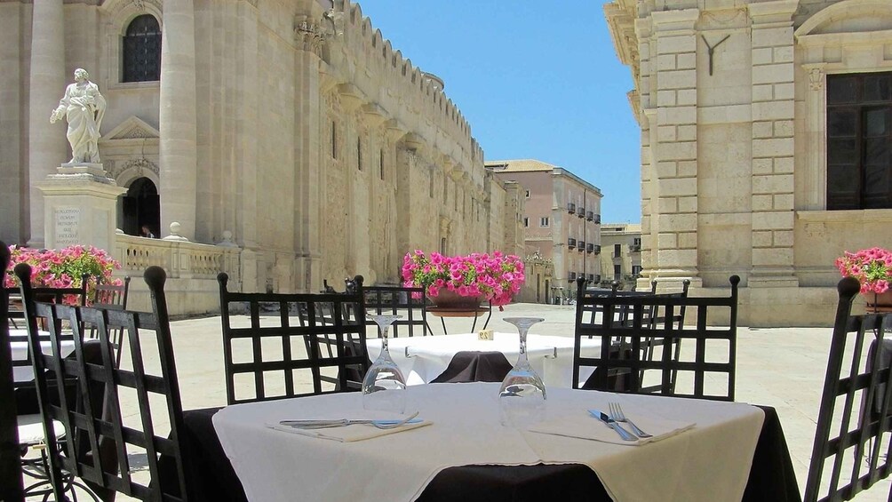 Picture 2 for Activity From Taormina: Syracuse and Noto Guided Day Trip by Bus