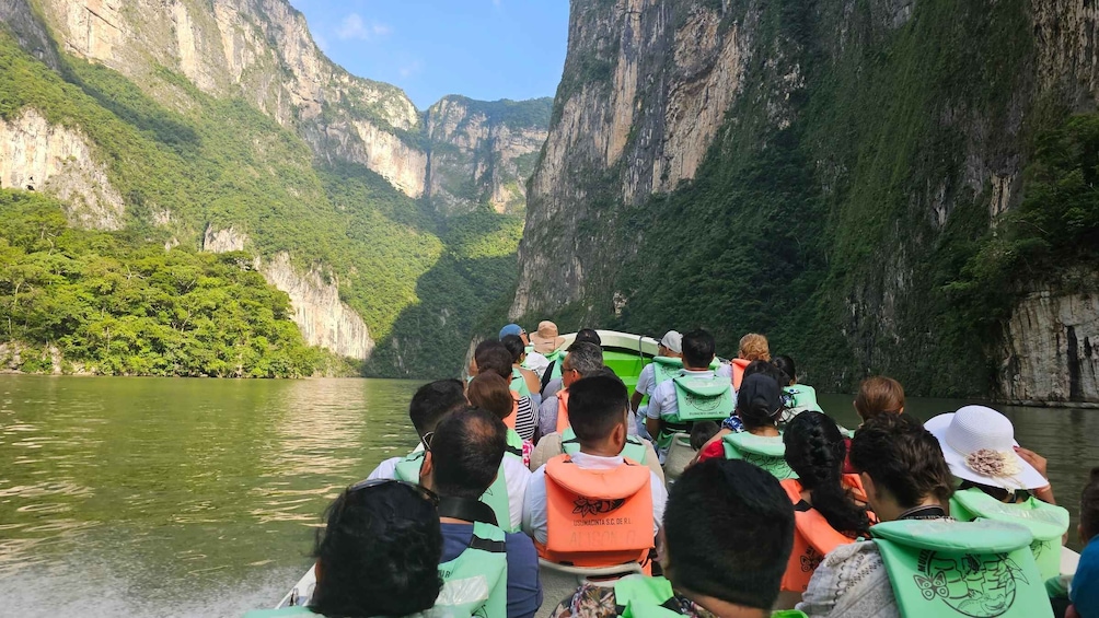 Picture 4 for Activity San Cristobal: Sumidero Canyon, Chiapa de Corzo, & Miradores