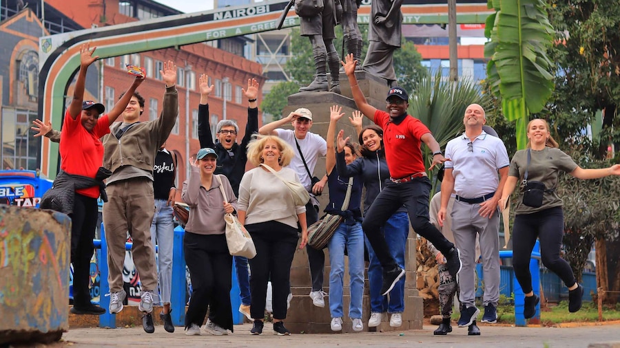 Nairobi: Historic and Modern Highlights Walking Tour