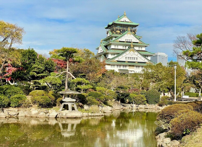 Osaka: Osaka Castle - Tsuruhashi - Tennoji (Spanish Guide)