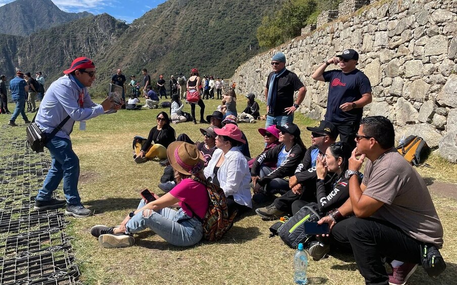 Picture 3 for Activity Machu Picchu: 1-day tour by Expedition or Voyager train