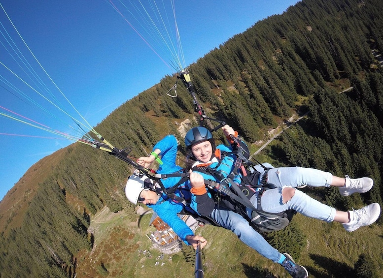 Picture 1 for Activity Zell am See: Paragliding Tandem Flight
