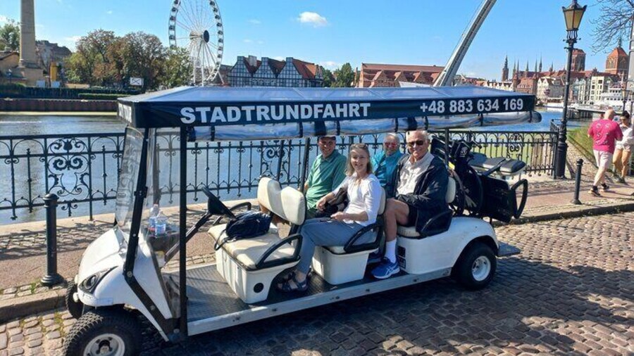 Gdansk: Private City Sightseeing Tour by Buggy/Cart LIVE GUIDED