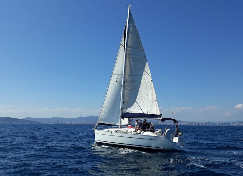 Barcelona: Exclusive Sailing Boat Private Tour