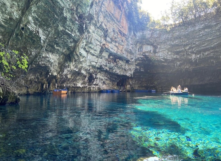 Picture 4 for Activity Melissani lake-Antisamos beach-Robola winery