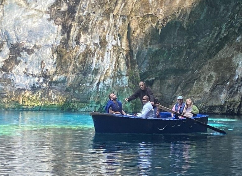 Picture 2 for Activity Melissani lake-Antisamos beach-Robola winery