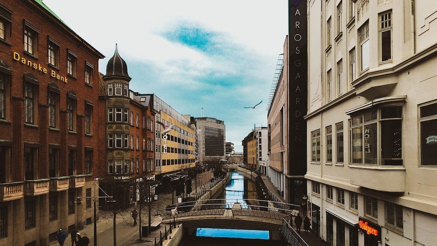 Aarhus: Surprise City Walking Tour with Local Guide