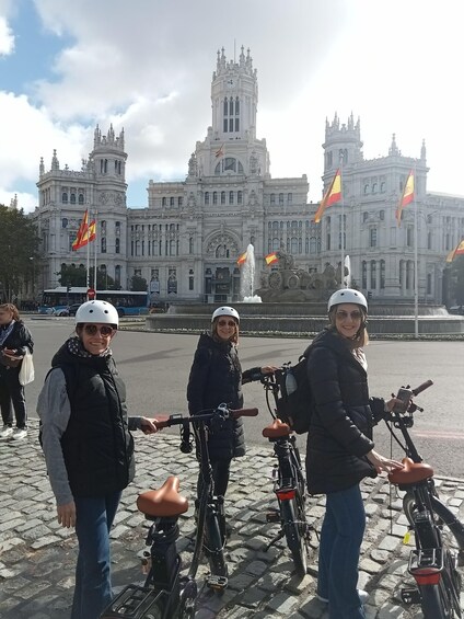 Picture 3 for Activity All Madrid: Private Electric Bike Tour around the city