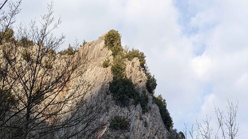 From Triponzo: Valnerina Tunnel and Mountain Hiking Tour