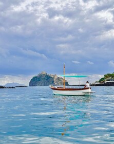 Private tour of Ischia and/or Procida on a Gozzo Apreamare