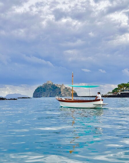 Private tour of Ischia and/or Procida on a Gozzo Apreamare