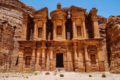 From Amman or Dead Sea: Private Petra Day Tour