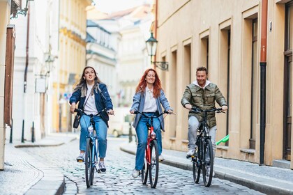 Praga: recorrido completo en bicicleta