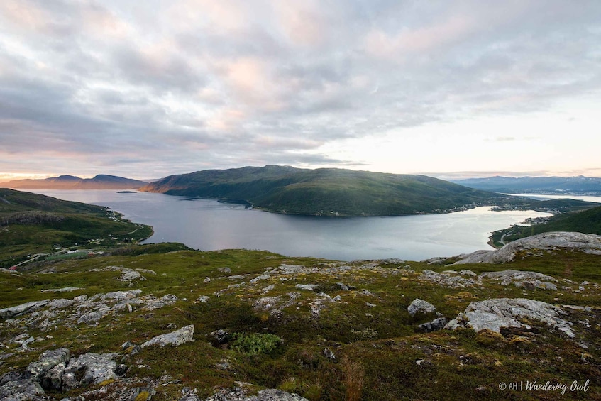 Picture 7 for Activity From Tromsø: Kvaløya Fjord Hike with Snack and Photos