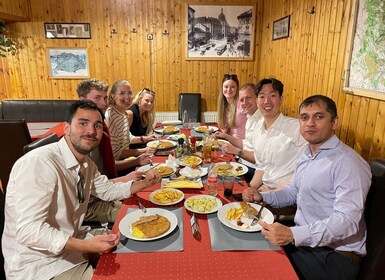 Bocados de Budapest: Una aventura de comida callejera (5 platos incluidos)