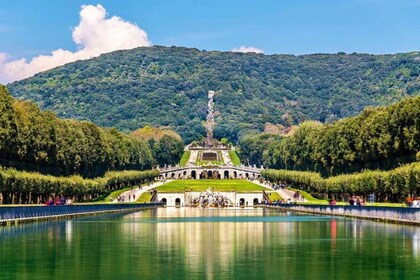 Caserta Royal Palace and Archaeological Museum of Naples Tour