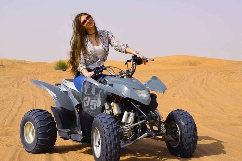 Jeddah: Guided Desert Quad Bike Safari with Bedouin Treats