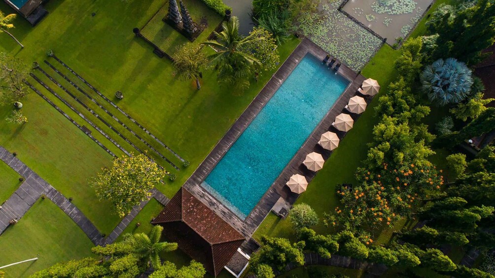 Picture 1 for Activity Ubud: Floating Breakfast and Hot Air Balloon Experience