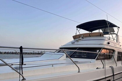 Chania: Private Cruise with Sup Food & Unlimited Drinks
