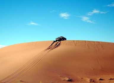 From Muscat:Wahiba Sands & WadiBani Khalid Desert Experience