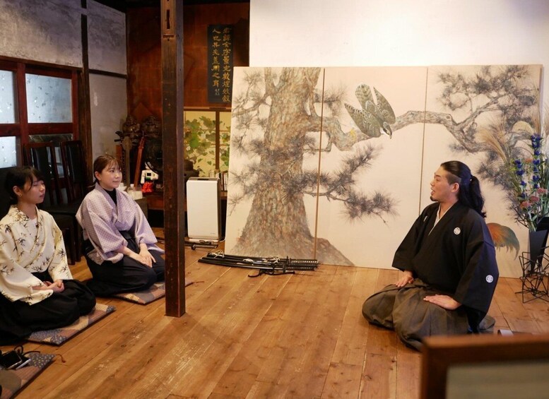 Picture 10 for Activity Tokyo: Authentic Samurai Experience, at a antique house