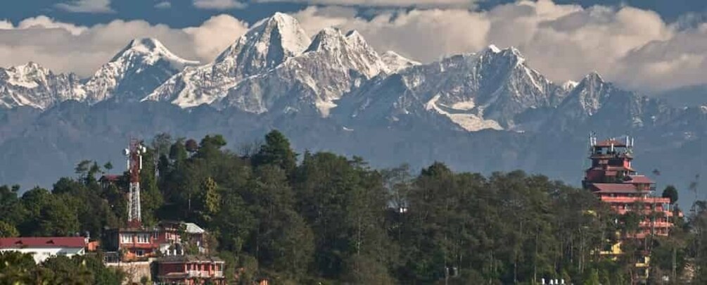 From Kathmandu: 3-Day Nagarkot Trek with Bhaktapur Tour