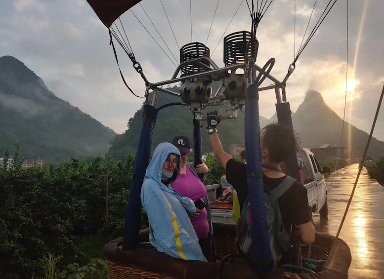 Picture 2 for Activity Yangshuo Hot Air Ballooning Sunrise Experience Ticket