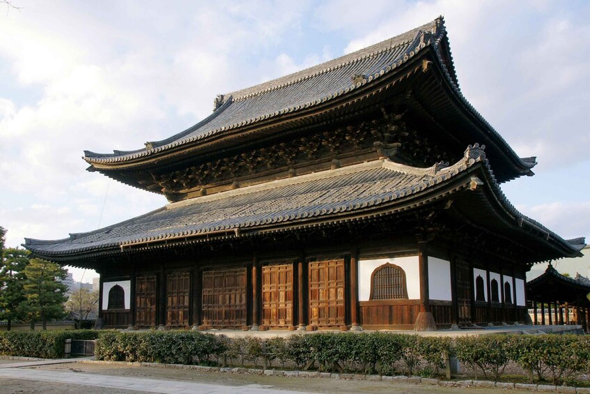 Picture 4 for Activity Audio Guide: Kyoto Gion Area—Yasaka, Chion-in, and Kennin-ji