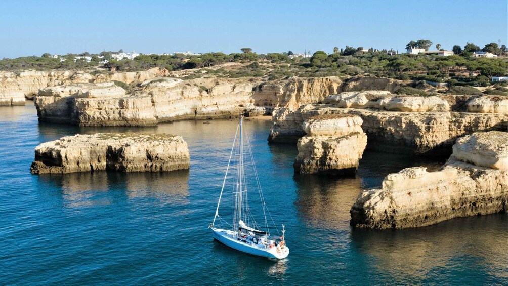 Albufeira: Sailing Boat Cruise BBQ & Open Bar on the Beach