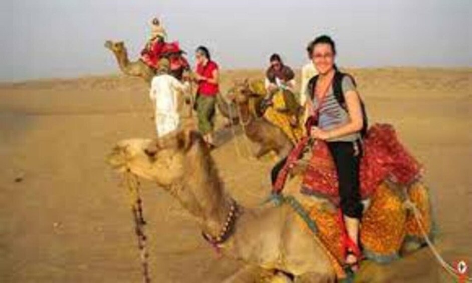 Picture 7 for Activity JEEP OR CAMEL SAFARi in 0sian DeSERT