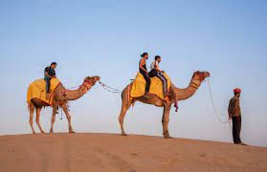 Picture 5 for Activity JEEP OR CAMEL SAFARi in 0sian DeSERT