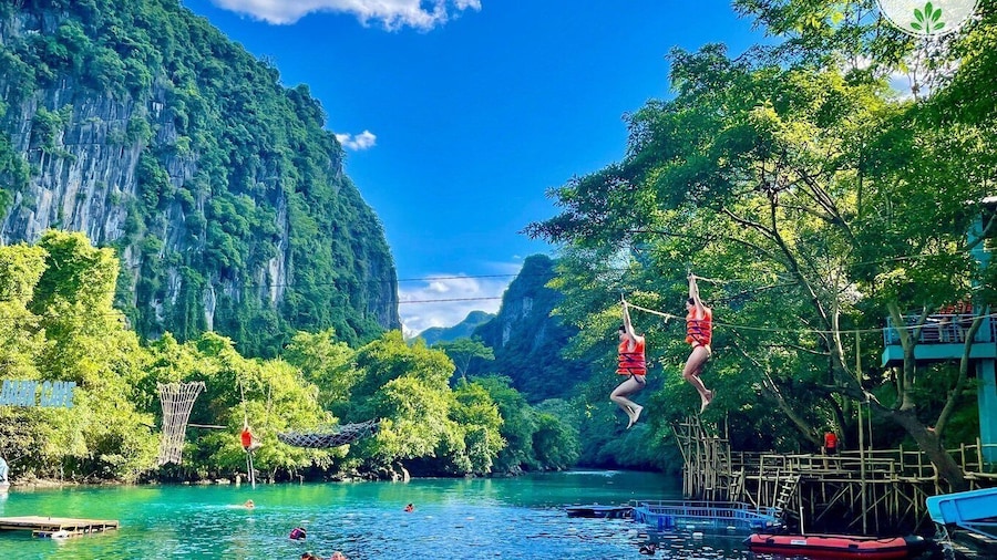 Phong Nha: Cave Exploration and Zipline Dark Cave Tour