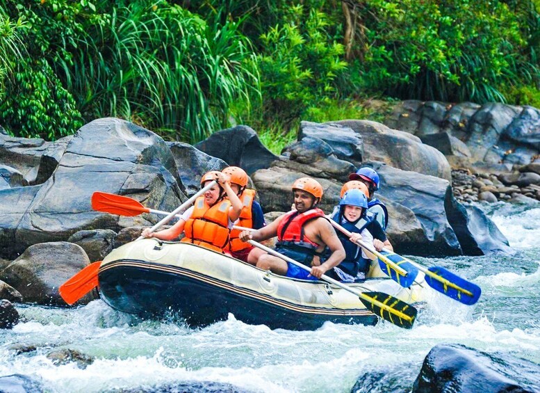 Negombo: Adventure water Rafting In Kitulgala