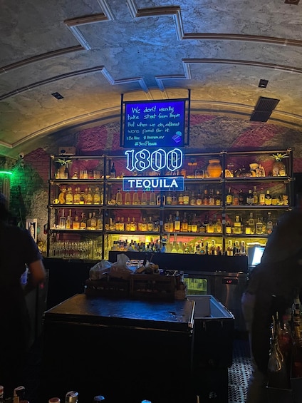 Makati: Bar Hopping