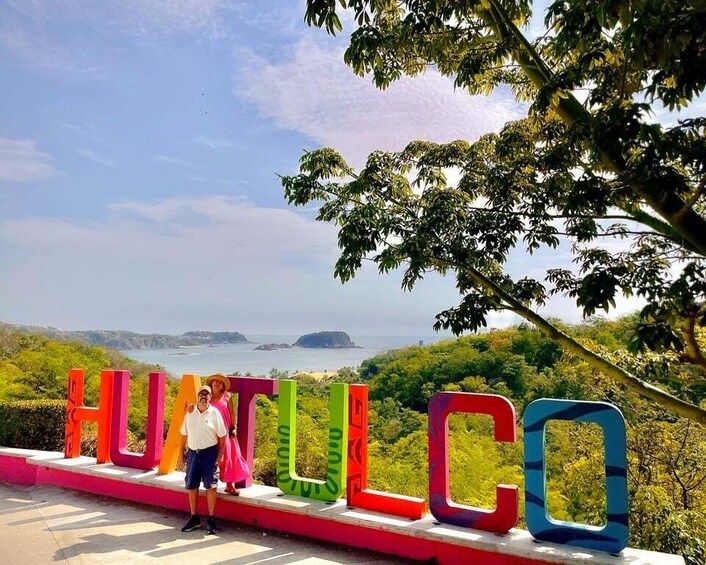 Picture 1 for Activity Discover Huatulco: Beach, Flavors, and More