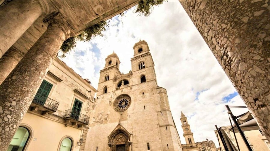 Altamura: Highlights Walking Tour and Tasting