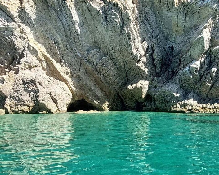 Picture 1 for Activity Sesimbra: Private Boat Tour-Wild beaches, secret bays, Caves