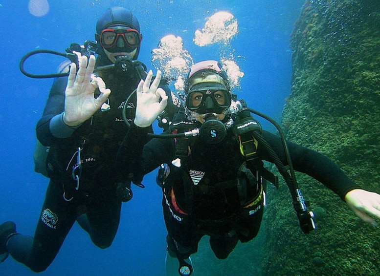 Marseille: Baptism of Diving on the island of "Frioul"