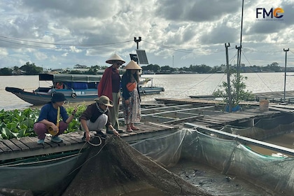 Son islet tour - An ecotourism-based community in Can Tho