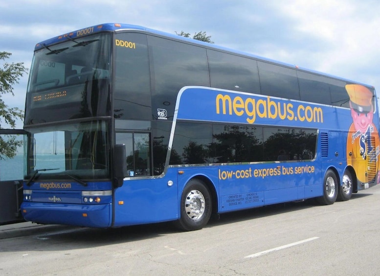 Picture 6 for Activity Convenient bus transfer between Hamilton Airport and Toronto