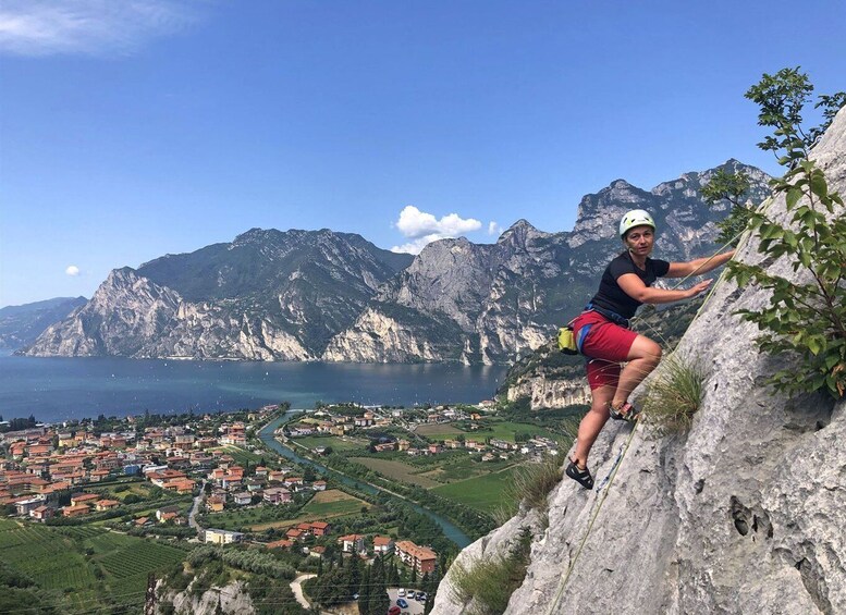 Picture 2 for Activity Garda Lake: Fun Climb