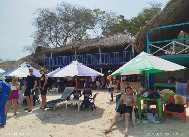 Picture 18 for Activity Cartagena: Tour to Barú Island's Playa Blanca with Lunch