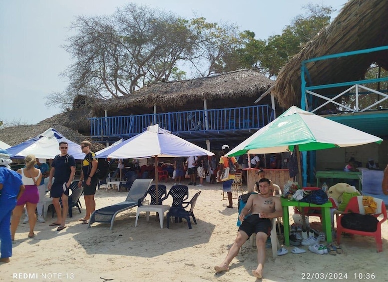 Picture 18 for Activity Cartagena: Tour to Barú Island's Playa Blanca with Lunch