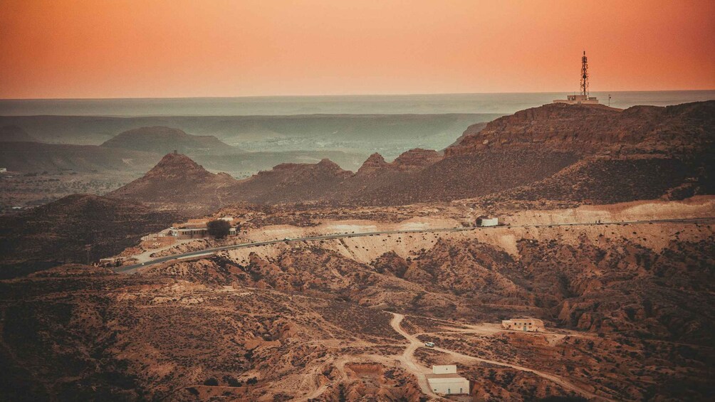 Zarzis/Djerba: Dhaher Mountain Hike with Ksar Jouamaa Stay